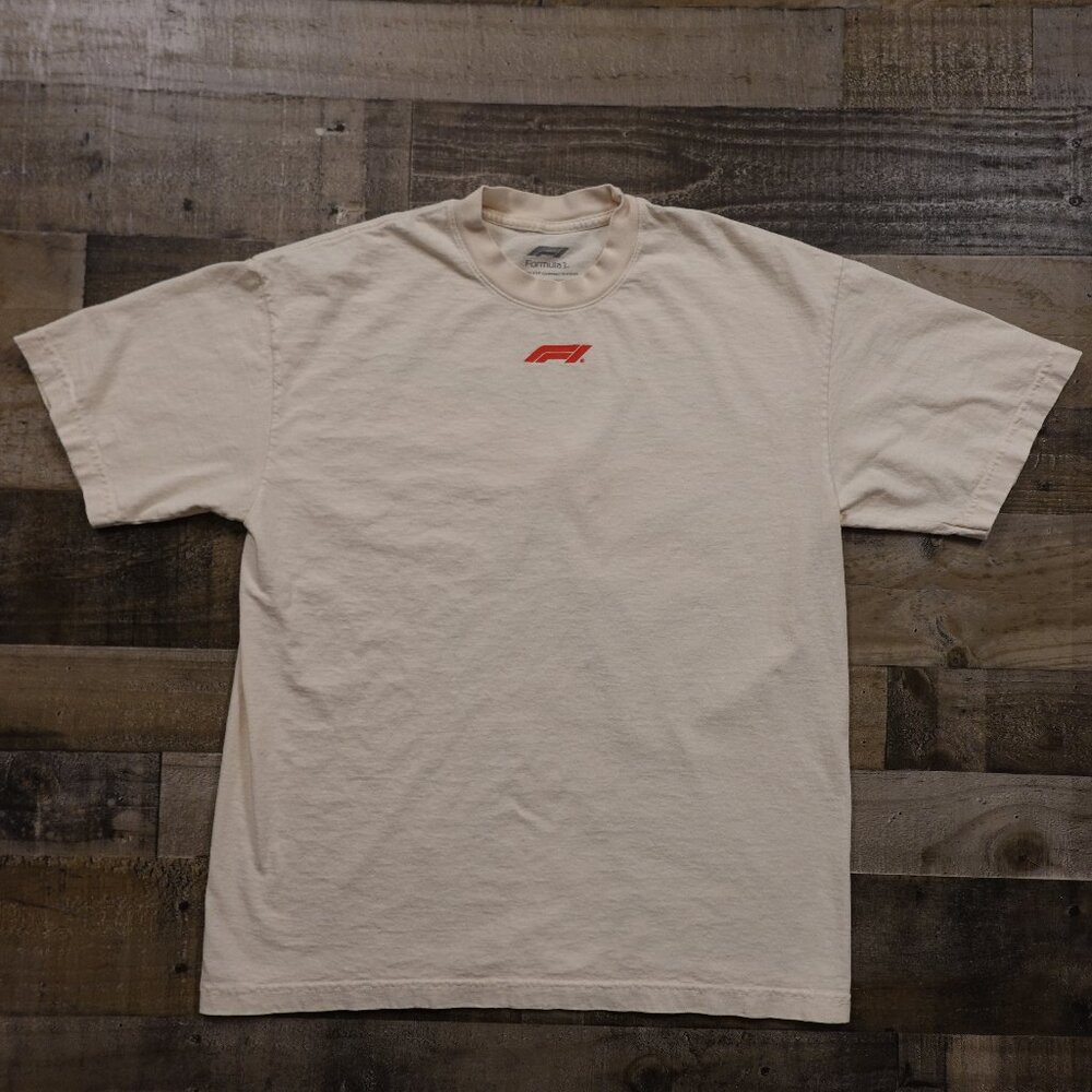 Formula 1 Official Licensed T Shirt Men’s Large‎ Cream Graphic USA